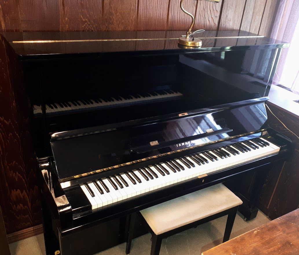 Yamaha U3 SÅLD