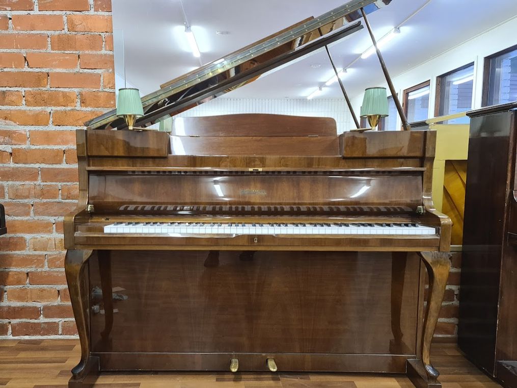 Schimmel 108 L (1960)