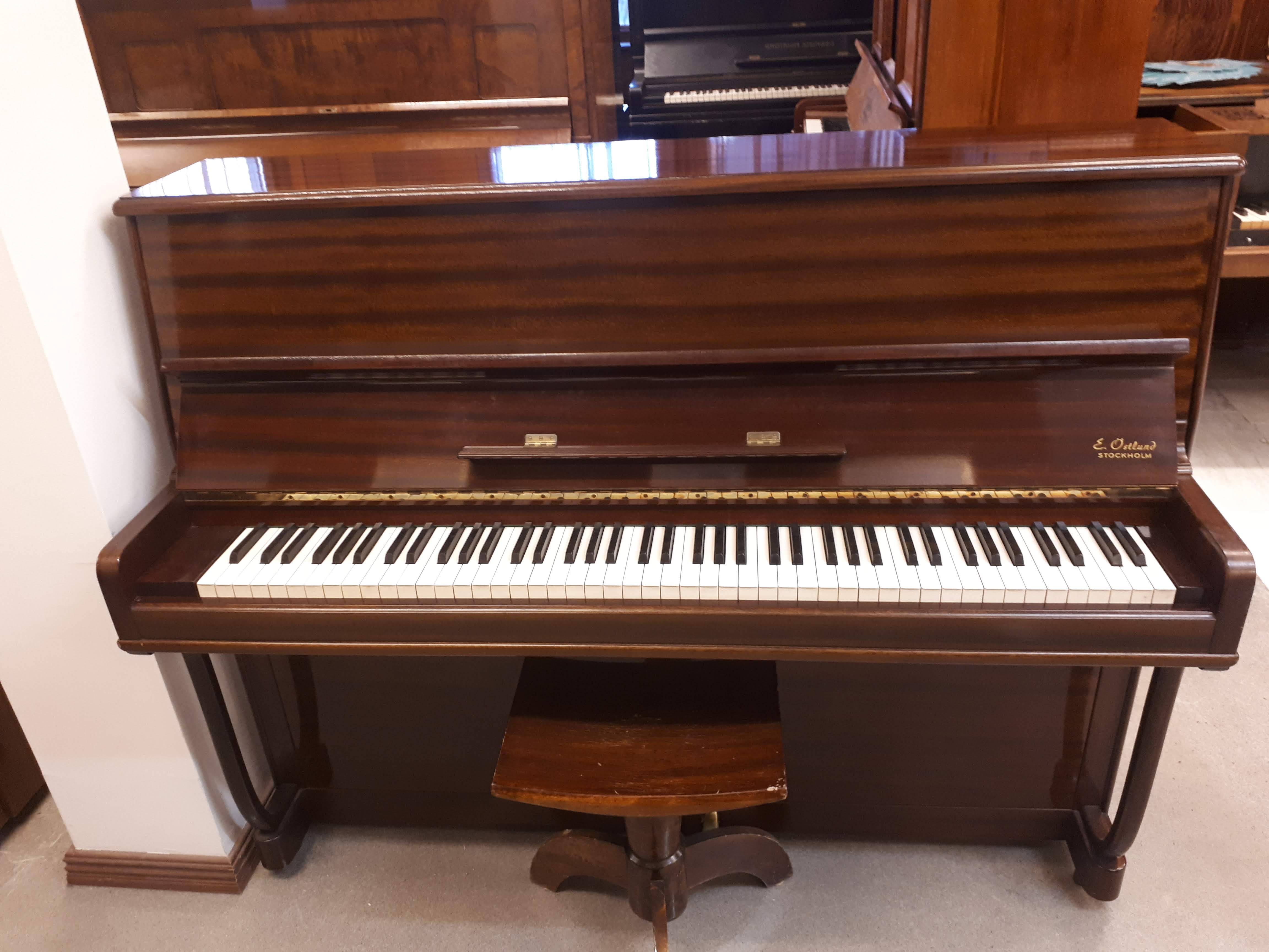 Östlund,E 110 / piano, S