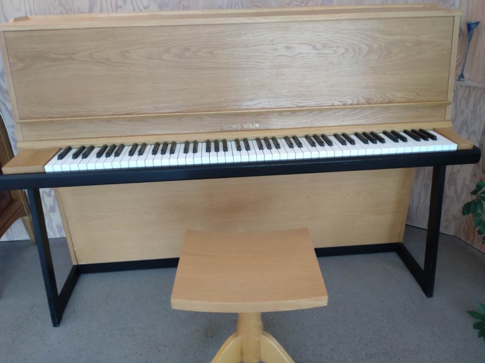 Georg Bolin 108 / design piano SÅLD