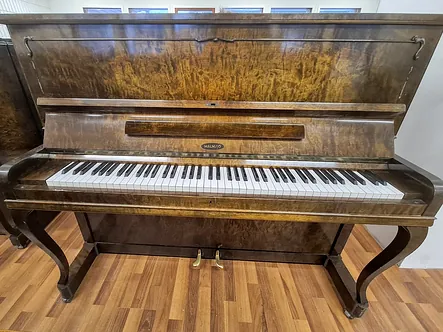 Malmsjö 122, piano (1946)