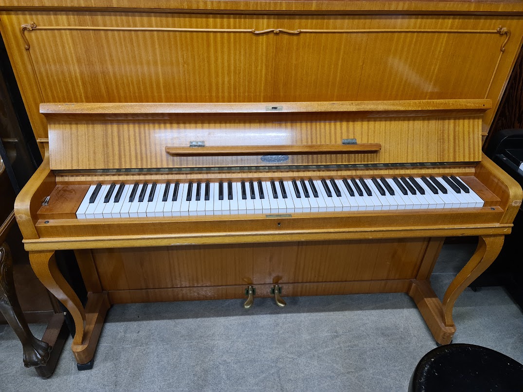 Malmsjö 122,piano (1951)