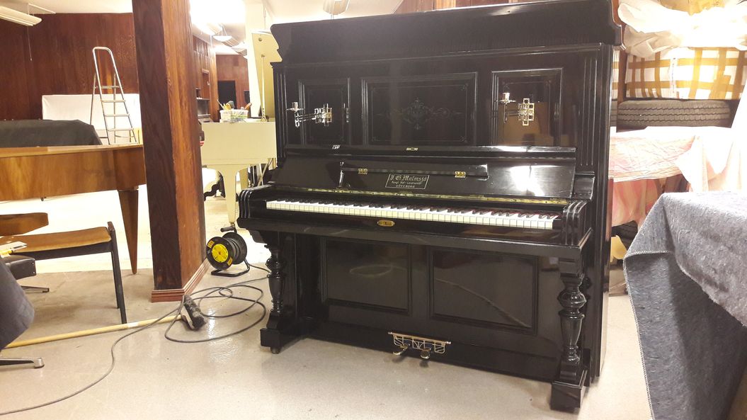 Malmsjö 138 / piano / renoverad/SÅLD 