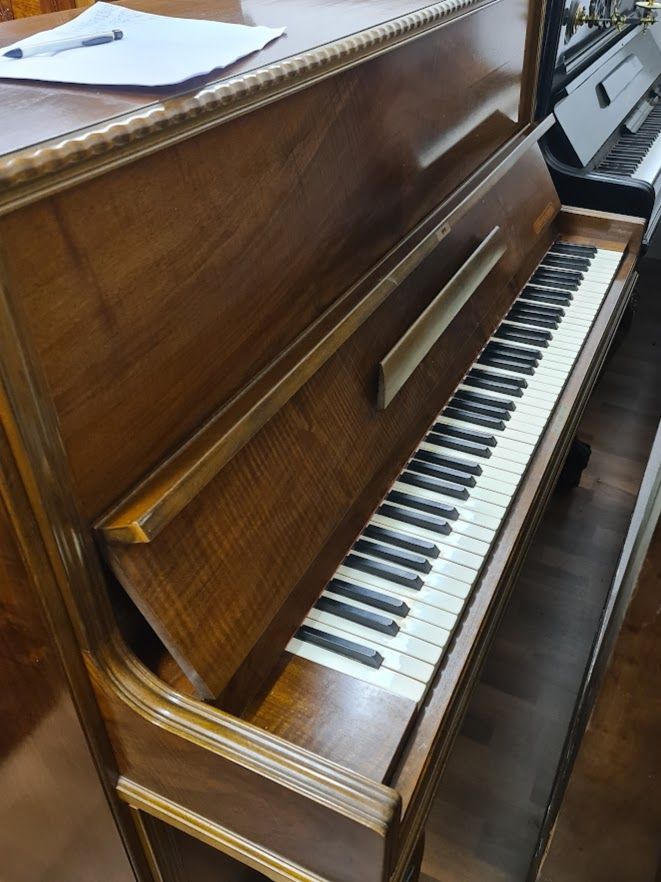 Svenska Pianofabriken 122 (1951) UNDER RENOVERING